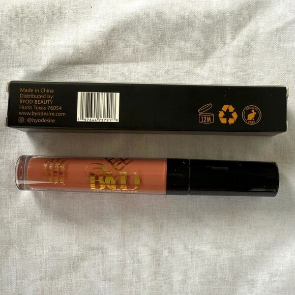 BYOD Beauty Liquid Lipstick Straight Forward Full Size Peach Nude Long Lasting - Picture 4 of 7